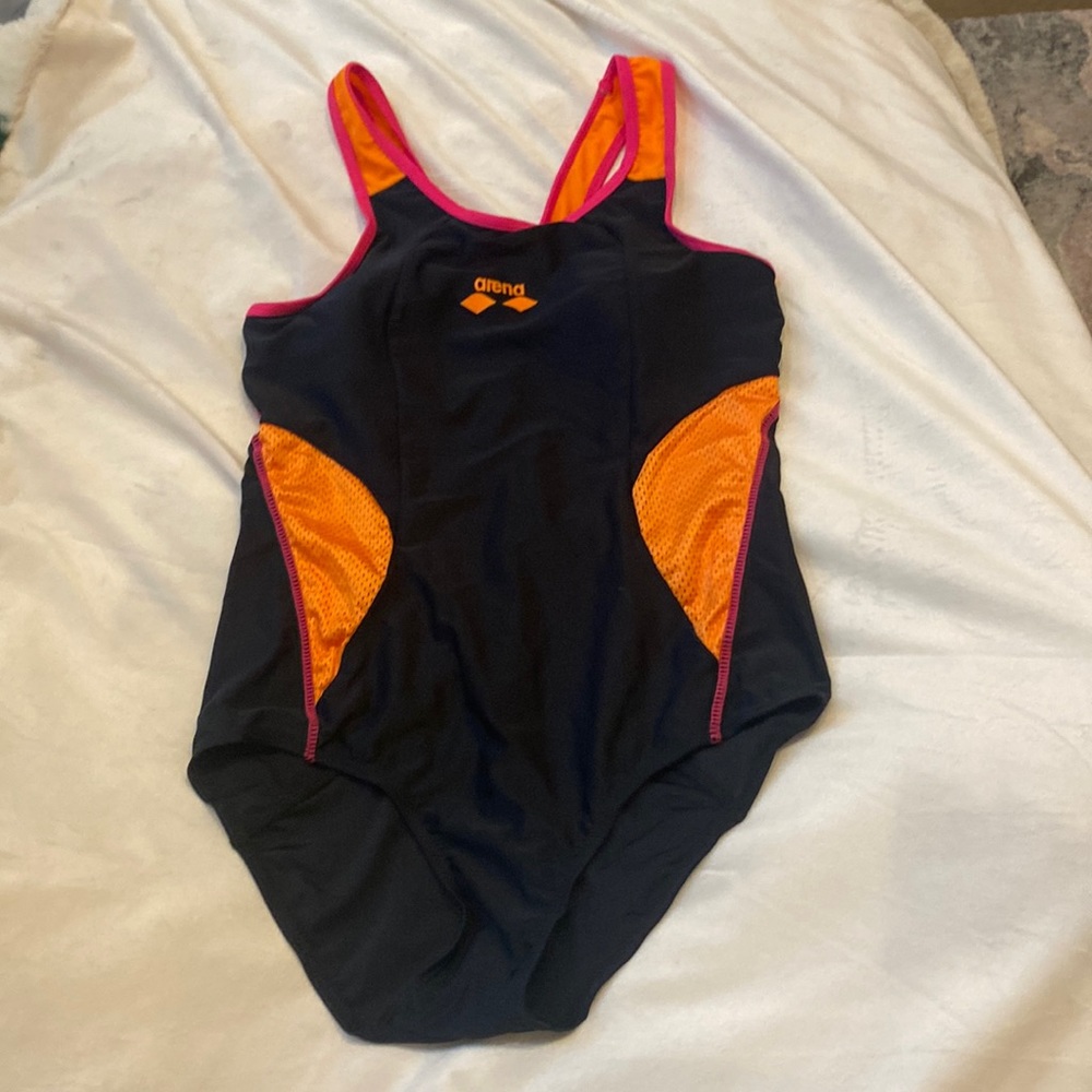 Arena one piece swimsuit